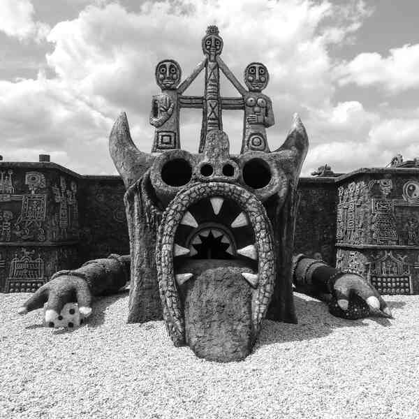 Le musée Robert Tatin à Cossé-Le-Vivien